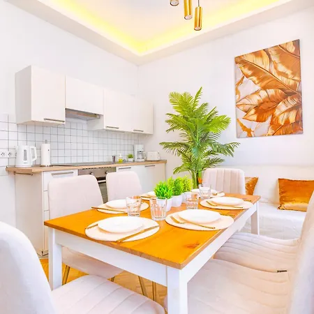 Bis 6 Personen - 5 Min Zur Elbe, Design-apartment, Dd Neustadt, Lage * Dresden