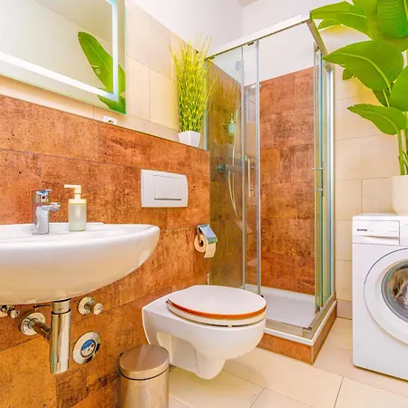 Bis 6 Personen - 5 Min Zur Elbe, Design-apartment, Dd Neustadt, Lage Apartamento